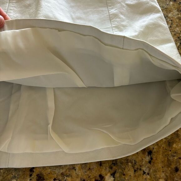 Vintage White Real Leather‎ Pencil Lined Skirt Bermans size 6 - Picture 3 of 9